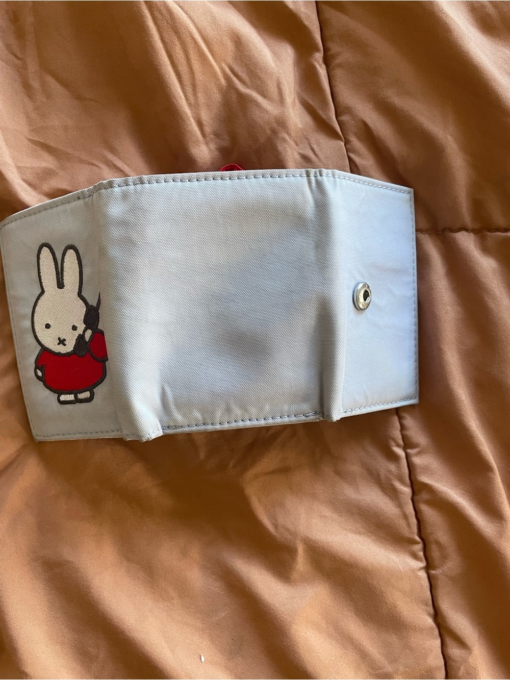 BAGGU Miffy Wallet - Picture 7 of 9